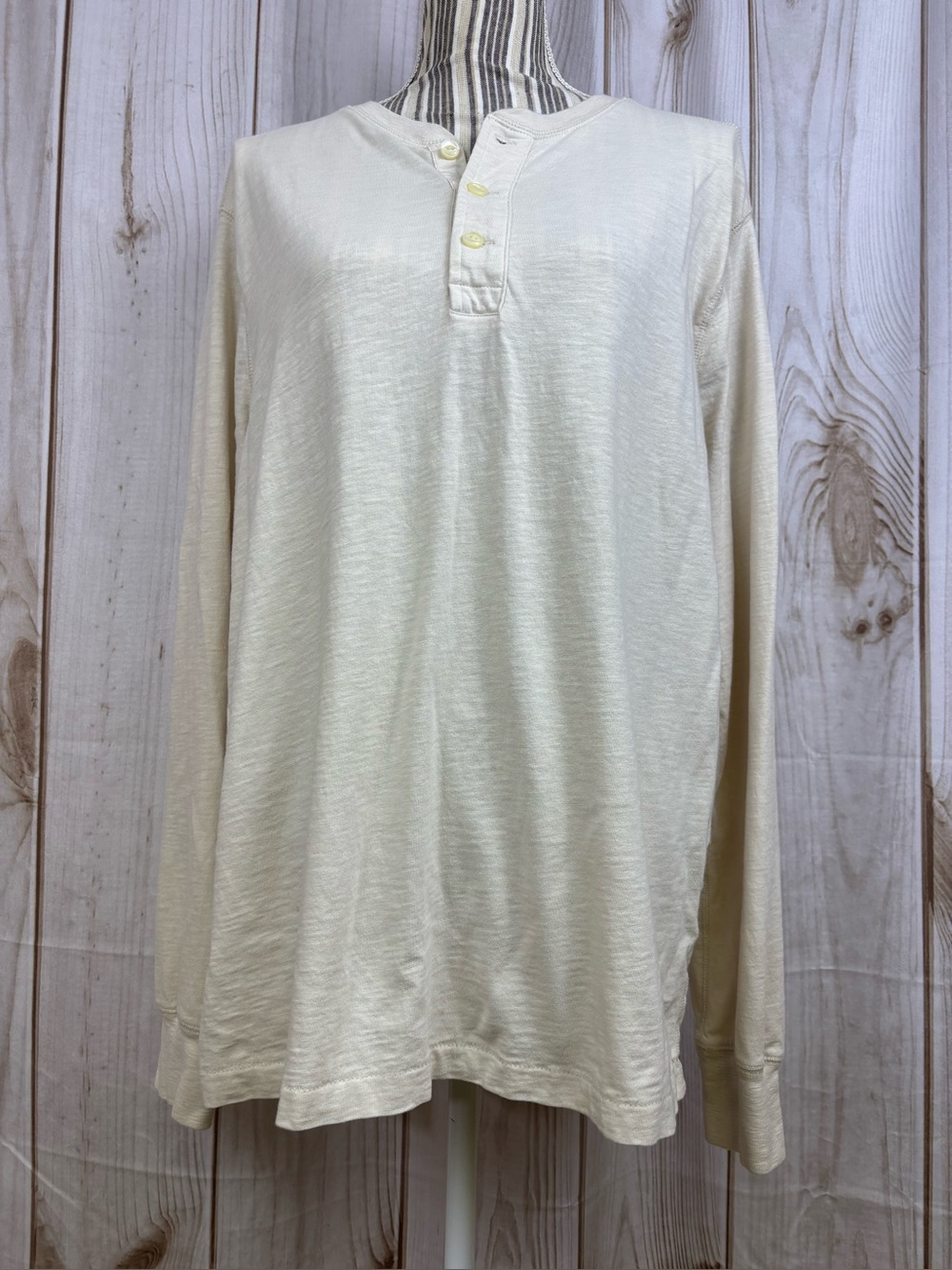 J. Crew Re-Imagined  Outdoor Lightweight Layering Henley Shirt Cream Size Large
